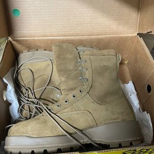 Men’s Insulated Steel Toe Work boots Coyote